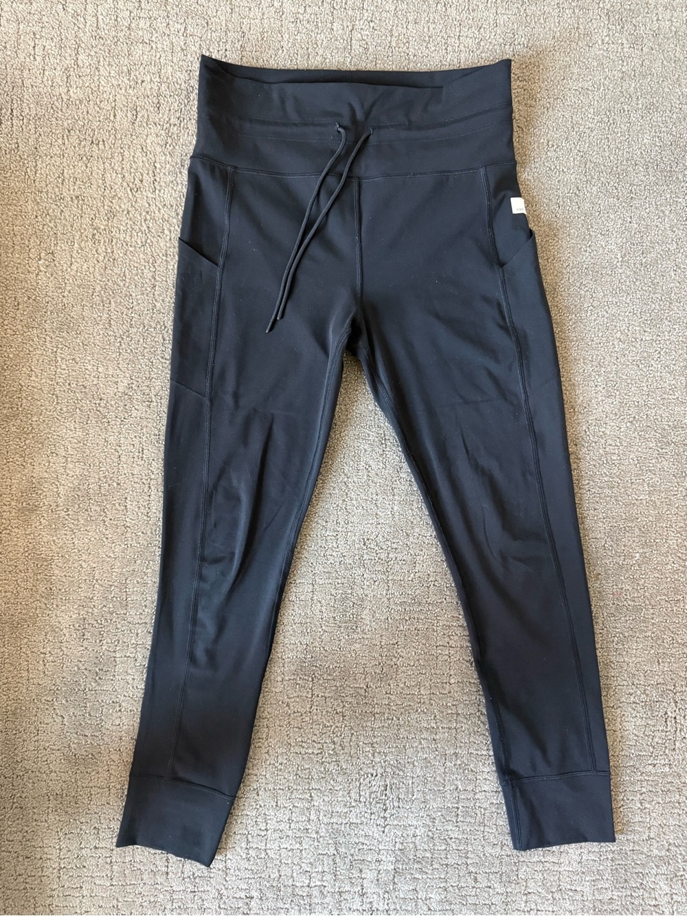 EUC Vuori Daily Pocket Legging; Sz L; Black